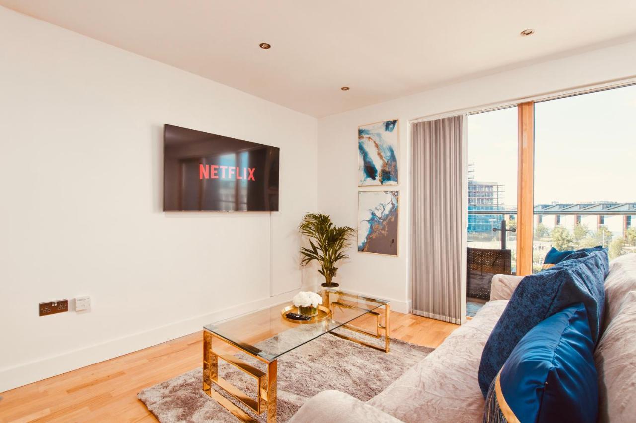 King Deluxe City Apt Large Balcony& Free Parking! リーズ エクステリア 写真