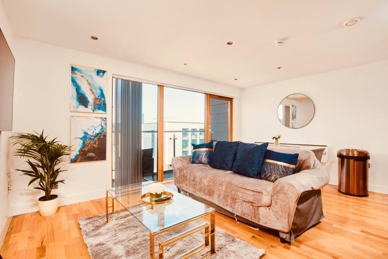 King Deluxe City Apt Large Balcony& Free Parking! リーズ エクステリア 写真